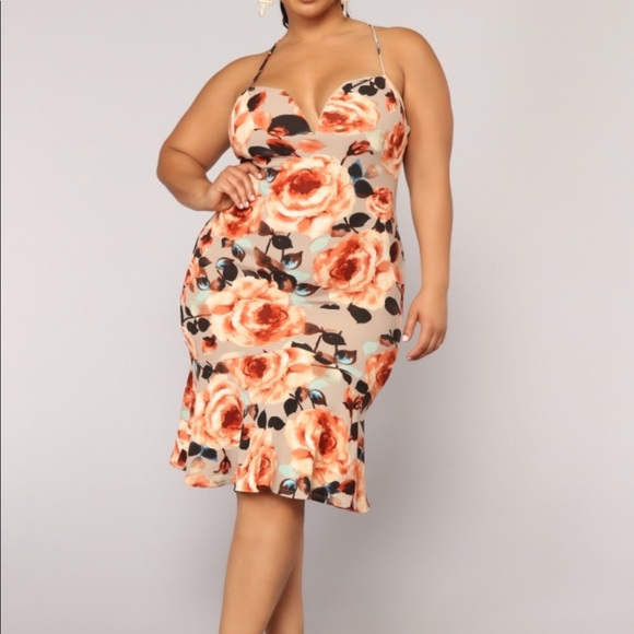 bodycon dress with flared bottom